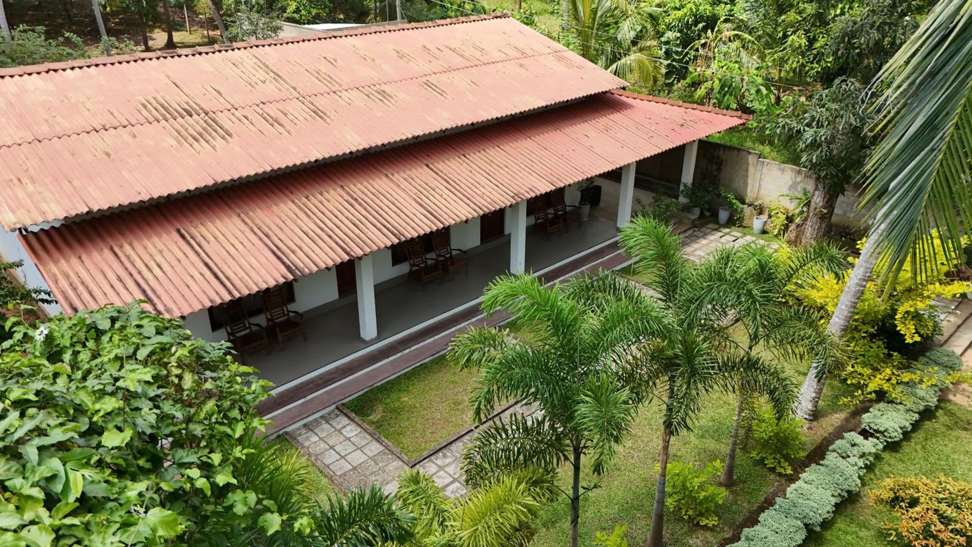 Swan Lake Habarana Exterior foto